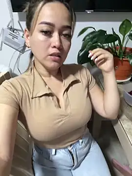 Danielavegax online show from November 3, 11:09 pm