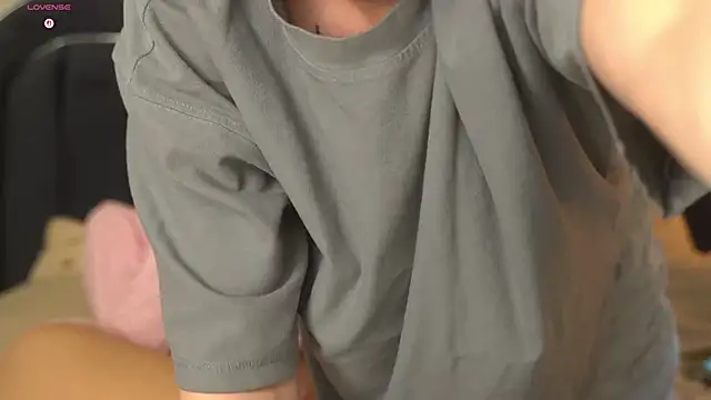 Fleur Delis online show from May 5, 7:17 pm