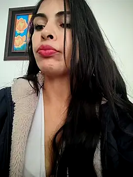 Astrid-- online show from April 29, 3:15 pm