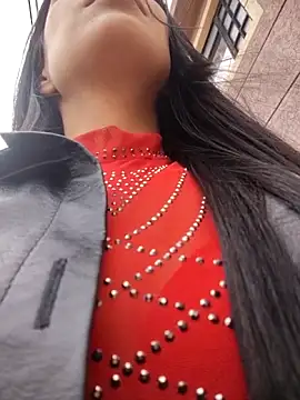 Astrid-- online show from November 6, 8:04 pm