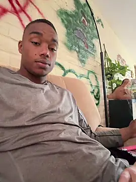 Shhhtrey0375 online show from May 31, 7:59 pm