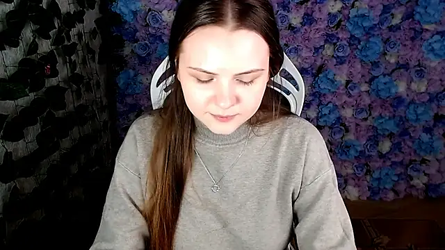 IxxiLiana online show from October 5, 5:56 am