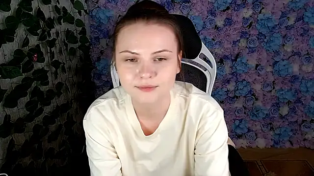 IxxiLiana online show from September 20, 5:17 am