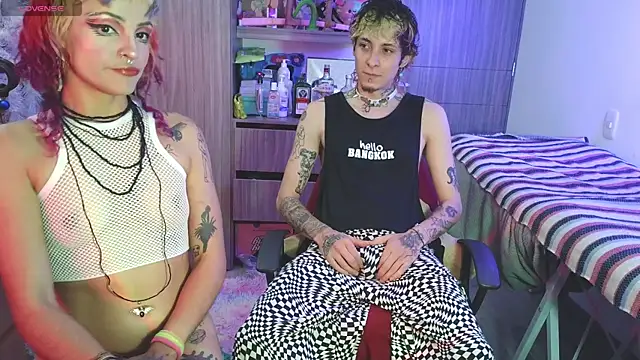 badeyes crazygoat online show from January 9, 10:58 pm