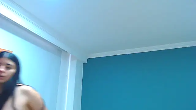 danna- roouss online show from February 18, 3:11 pm