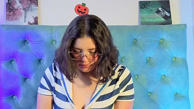 Paola Lyon  online show from November 26, 12:11 am