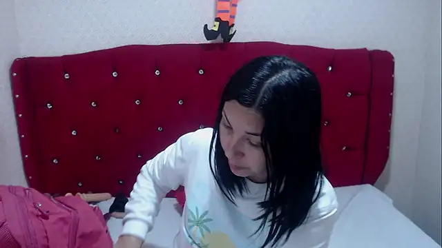 AdaFawxx online show from October 15, 3:53 am