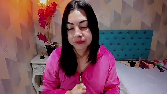 AdaFawxx online show from February 16, 4:01 am