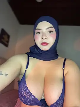 aneesa darzi online show from January 19, 4:14 pm