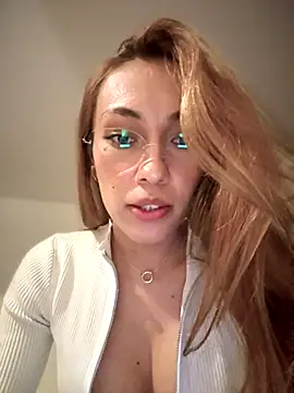 Snapshot of MichelleFerry_ chatting on September 12, 2:23 am MichelleFerry online show from September 12, 2:23 am