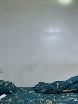 sweet1111 online show from October 12, 12:35 am