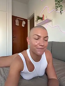 PaulinaSchubert1 online show from November 8, 2:00 pm