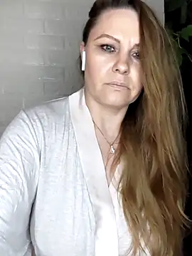 SexyMichellexo online show from May 26, 8:19 pm