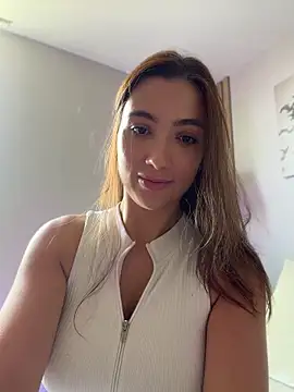 AnnaCastillo  online show from May 4, 4:44 pm
