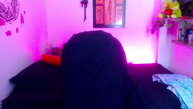 menfismuller2 online show from September 19, 5:34 pm