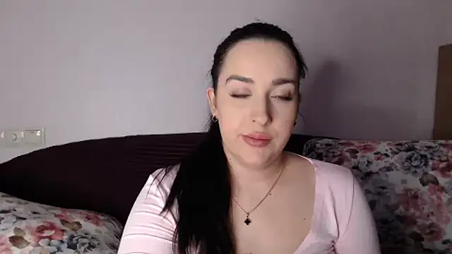 vitalina freedom online show from December 3, 10:39 am