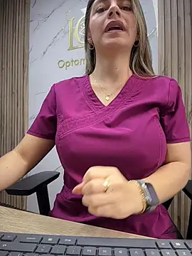 alicee16 online show from May 14, 1:17 pm