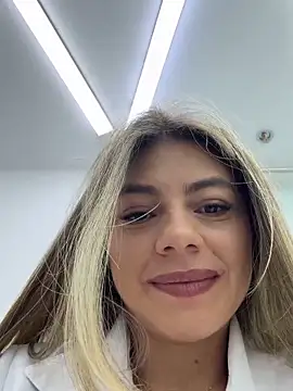 alicee16 online show from November 30, 4:00 pm