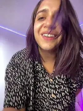 Alicia Ruiz online show from May 23, 10:08 pm
