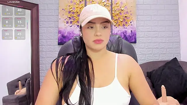 Paula Desousa online show from February 4, 5:16 pm