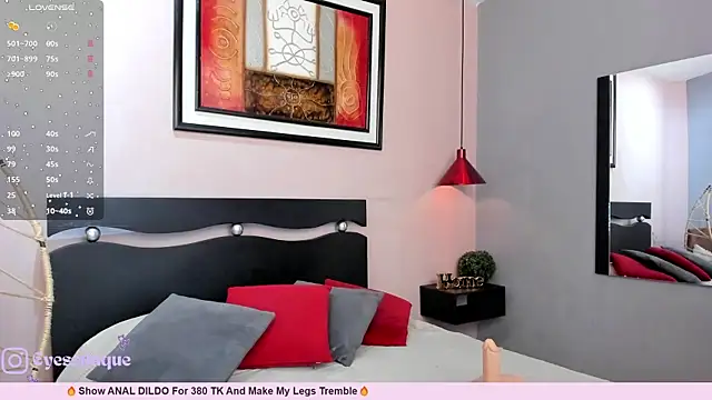 Paula Desousa online show from April 9, 5:29 pm