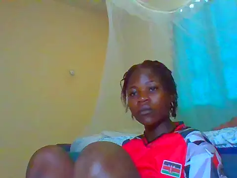 prettychic5 online show from May 11, 6:59 am