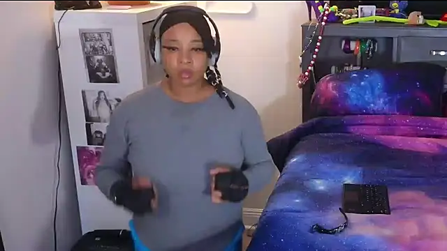 temptressbeauty24 online show from April 6, 2:51 pm