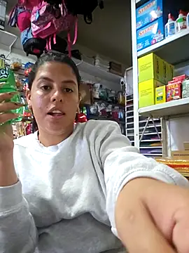 valelo online show from November 11, 7:33 pm