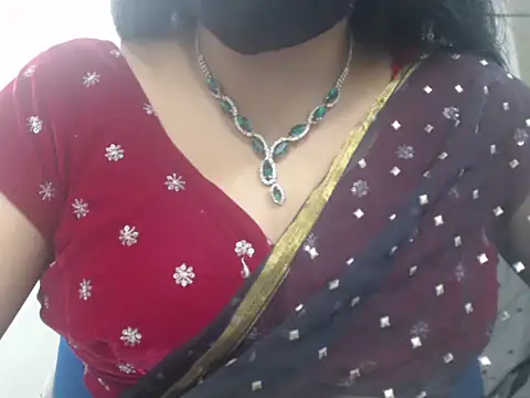 Lovely Siri 23 online show from May 11, 11:01 am