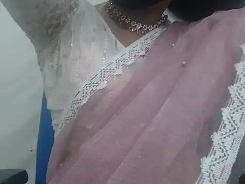 Lovely Siri 23 online show from May 22, 2:59 pm
