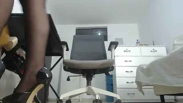 ammarahot7777 online show from February 4, 12:57 am