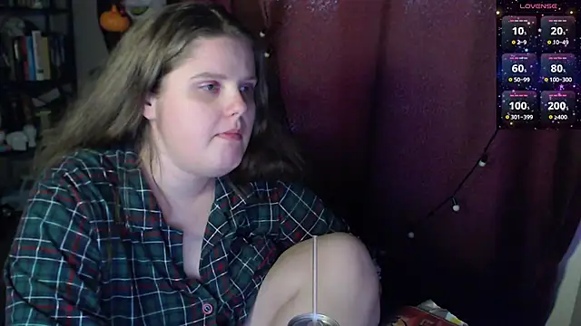 so cute777 online show from March 25, 12:30 pm