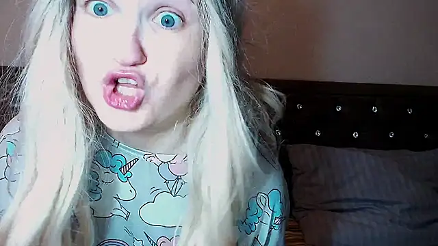 Sara4uu online show from June 12, 10:51 pm