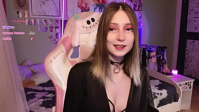 evierosen online show from March 23, 10:38 pm