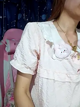   Mai-love19   online show from May 23, 2:32 am