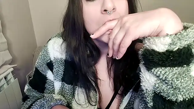 Lustylia online show from January 7, 6:33 pm