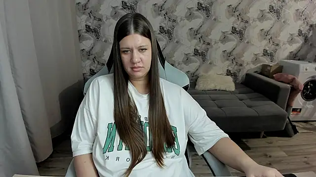 Lis Kollen online show from April 2, 1:41 pm