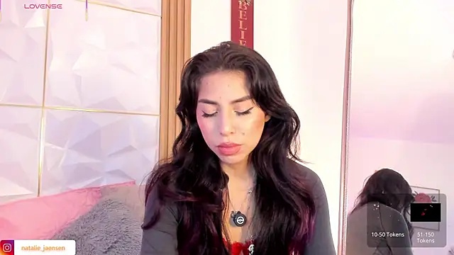 natalie jaensen online show from May 10, 1:18 am