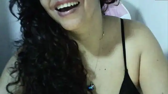 latinhotsusy47 online show from October 29, 4:53 pm